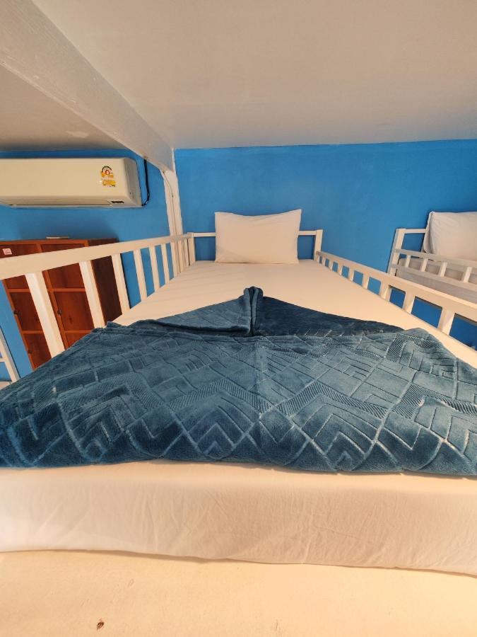 Хостел Phi Phi Ocean Club Екстер'єр фото